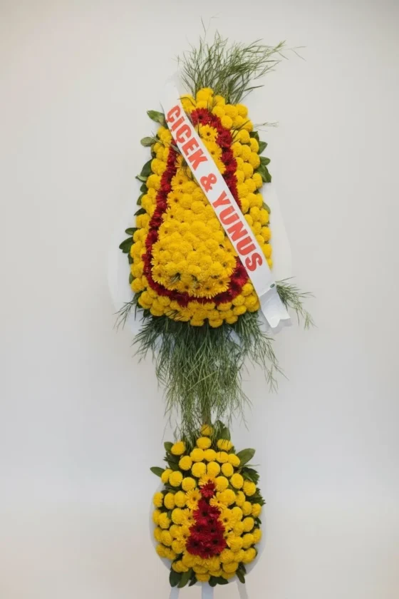 Kasımpatı ve Sarı-Kırmızı Gerbera Çelenk